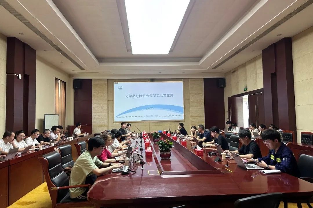 定制化企業(yè)培訓(xùn)，護(hù)航企業(yè)合規(guī)發(fā)展